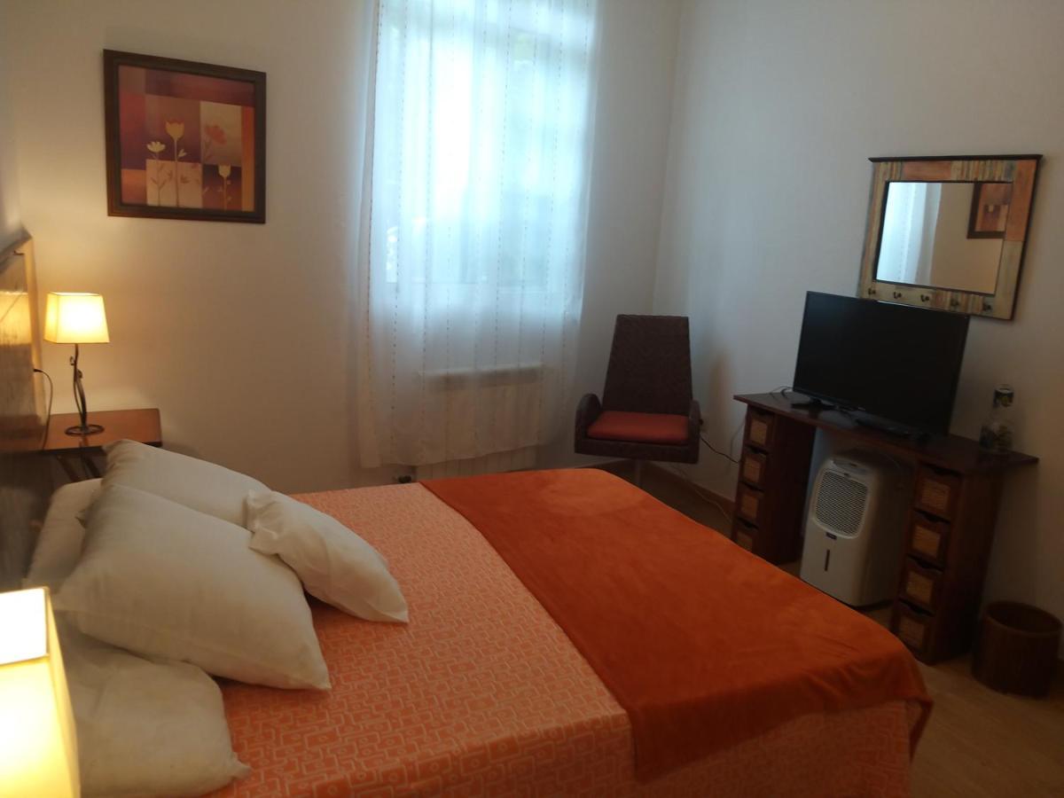 Apartamento Con Pequeno Jardin En El Centro Ferrol Zewnętrze zdjęcie